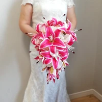 ramos de novia 2022 wedding centerpieces fushia lilies with white rose cascading wedding bouquet bouquet fleur artificielle