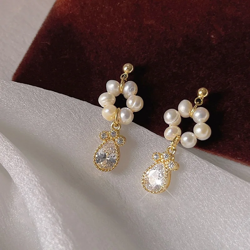 

Korean Luxury Pearl Zircon Earrings for Women Ear Studs Handmade Exquisite Water Drop Earrings Flower Natural Pearl Jewelry Gift