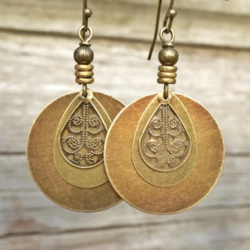 

Ethnic Round Bronze Carved Earrings for Women Bohemian Metal Gold Color Old Distressed Beaded Hook Dangle Earrings Jewelry