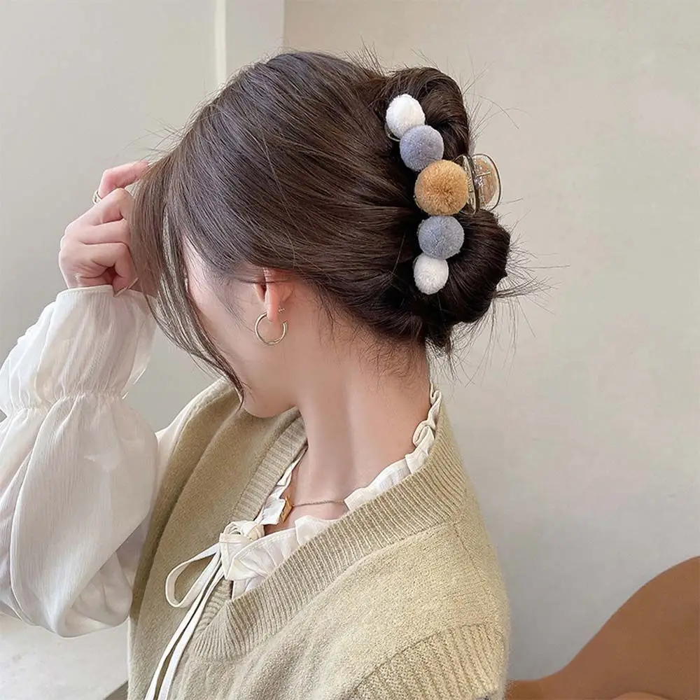 

Женская заколка для волос с плюшевым шариком, заколка-краб для волос в Корейском стиле