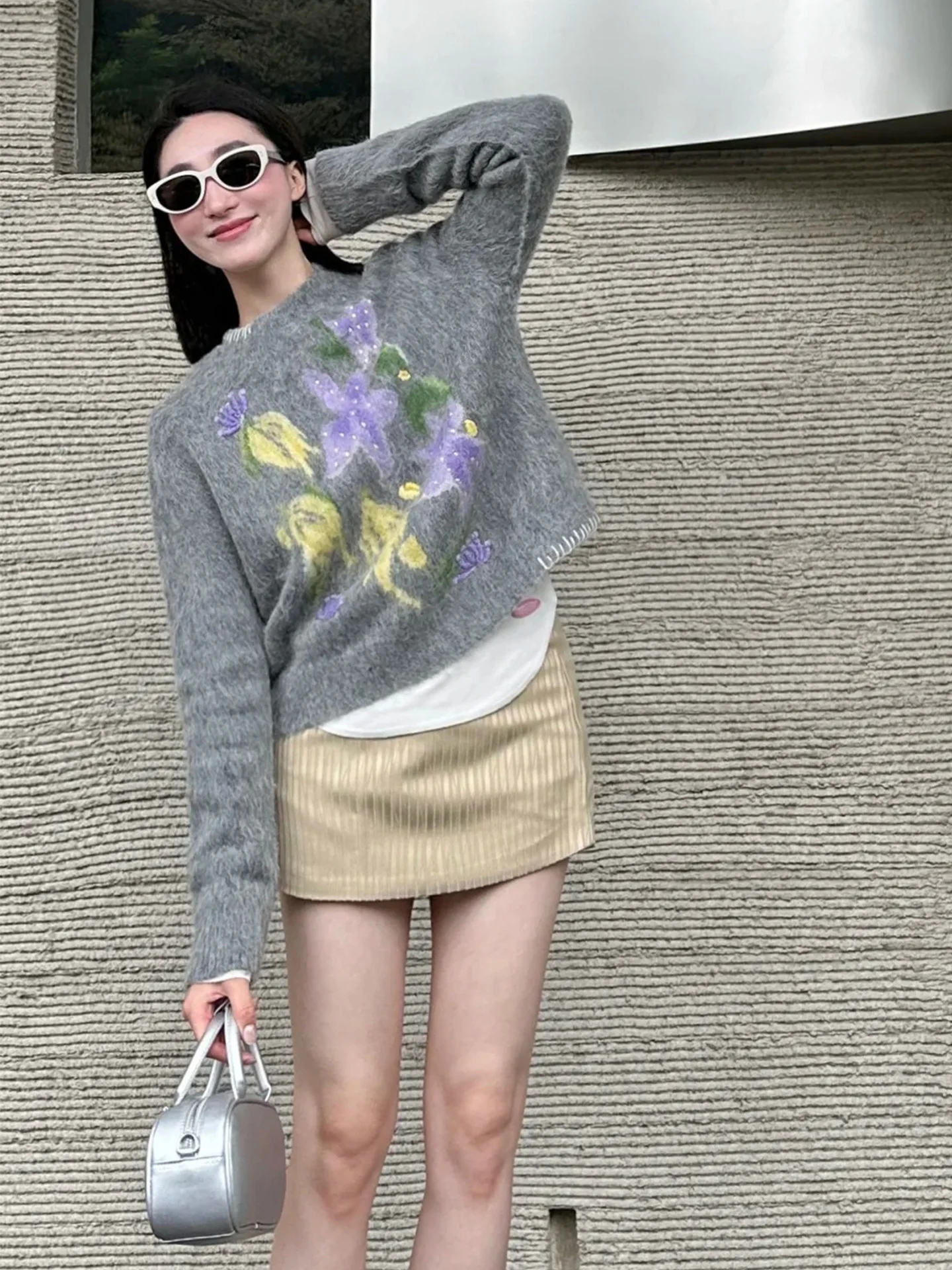 Осень 2024 новый бархатный свободный свитер из смешанного цвета альпаки с цветами