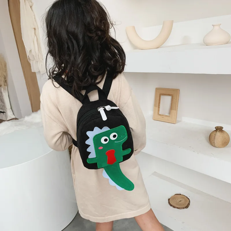 2022 New Dinosaur Children Small Backpacks Fashion Boys Girls School Bags In Kindergarten Kids Cute Snack Gift Bag All-match Hot