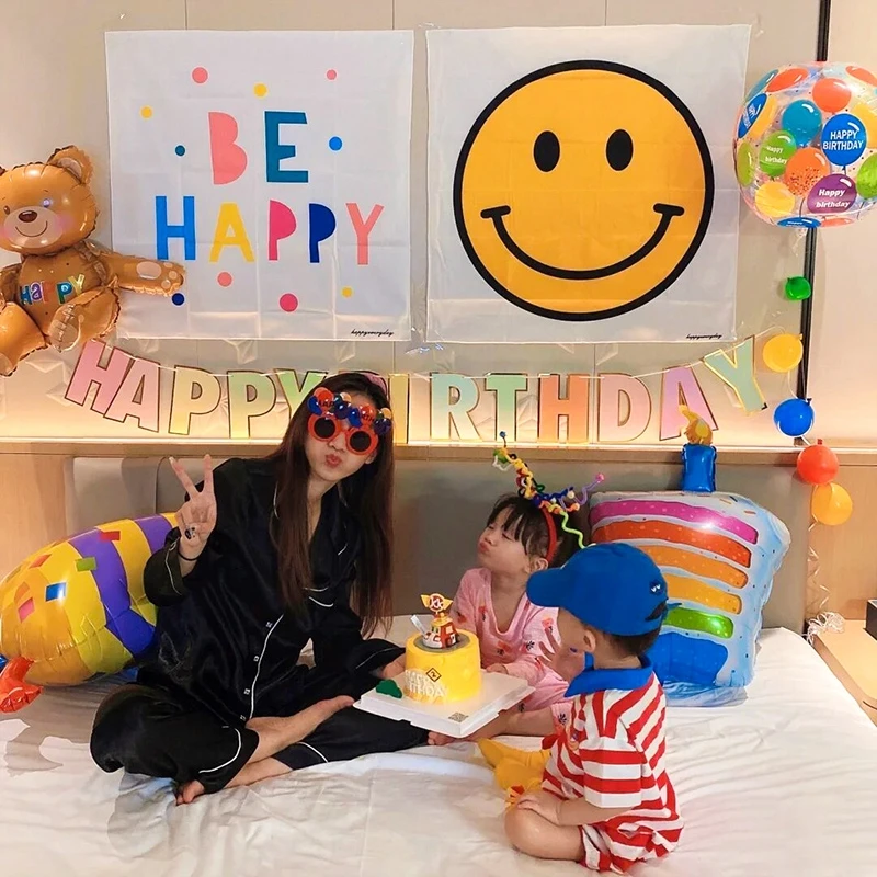 

Korea Ins Hanging Cloth Smiley Face Alphabet Background Tapestry Birthday Party Photo Props for Girls Bedroom Wall Decoration