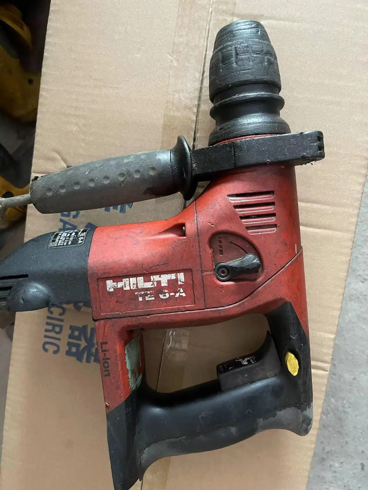 

Used Spinning Hilti TE 6-A 36V Cordless Battery Rotary Hammer Drill SDS.BareTool.SECOND HAND