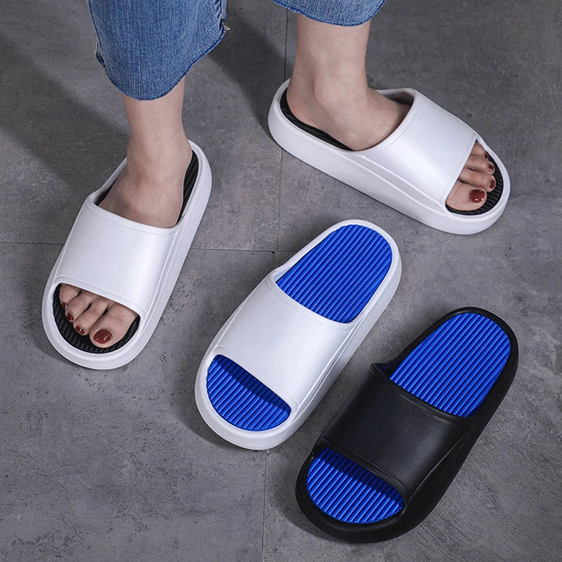 The New Thicker Comfortable Slippers For MenAnd Women Home BathroomBath CoupleThick Bottom Home Sandals And Slippers Summer Wear