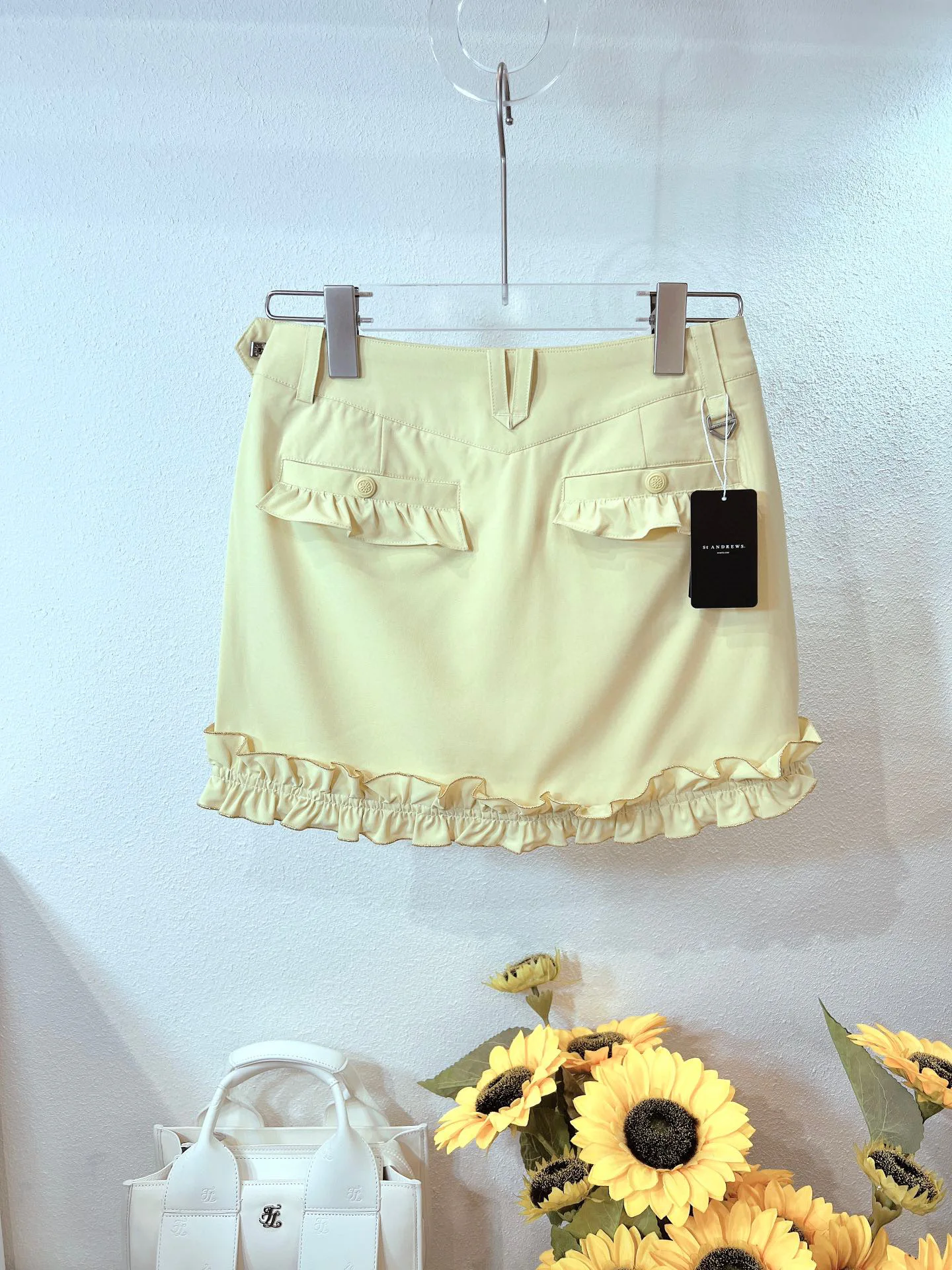 Summer new golf lady skirt golf bag buttock design gold thread lace design outdoor fashion sports leisure women