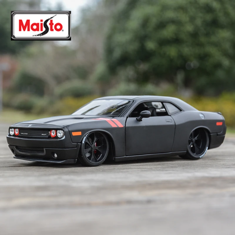 

2022 Новые популярные игрушки для детей 1:24 2008 Dodge Challenger спортивный автомобиль статический литой автомобиль Коллекционная модель автомобиля и...