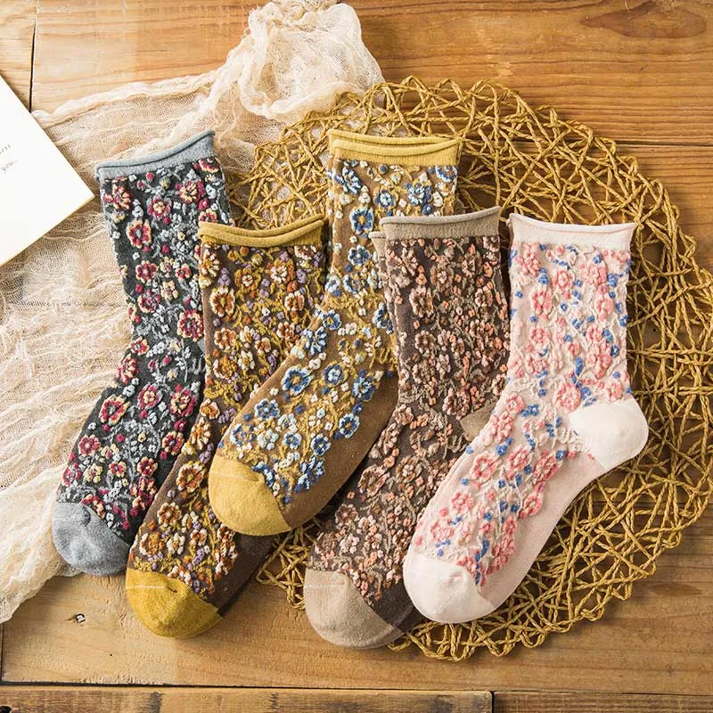 High Quality Knitting Flower Lolit Women Cotton Socks For Spring Autumn Fashion Harajuku Style Ladies Casual Middle Tube Sox