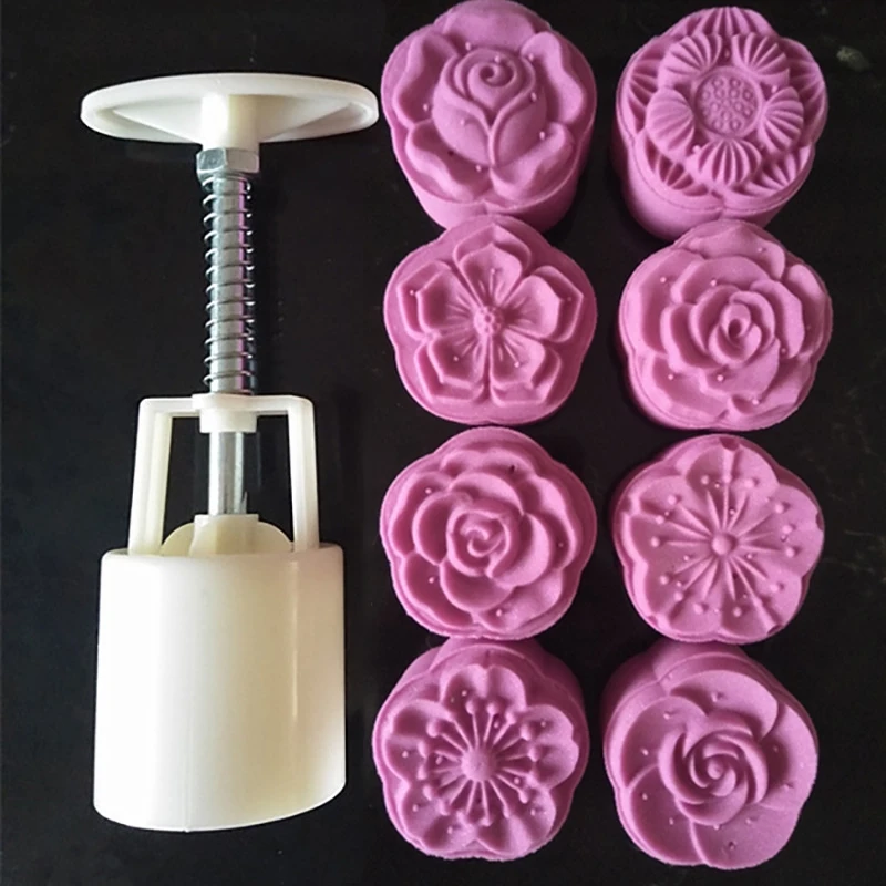 

8Pcs/Set Plum Blossom Shaped Mooncake Moulds 3D Reusable Autumn Festival Cookie Decoration 50g Hand Pressure DIY Baking Tools