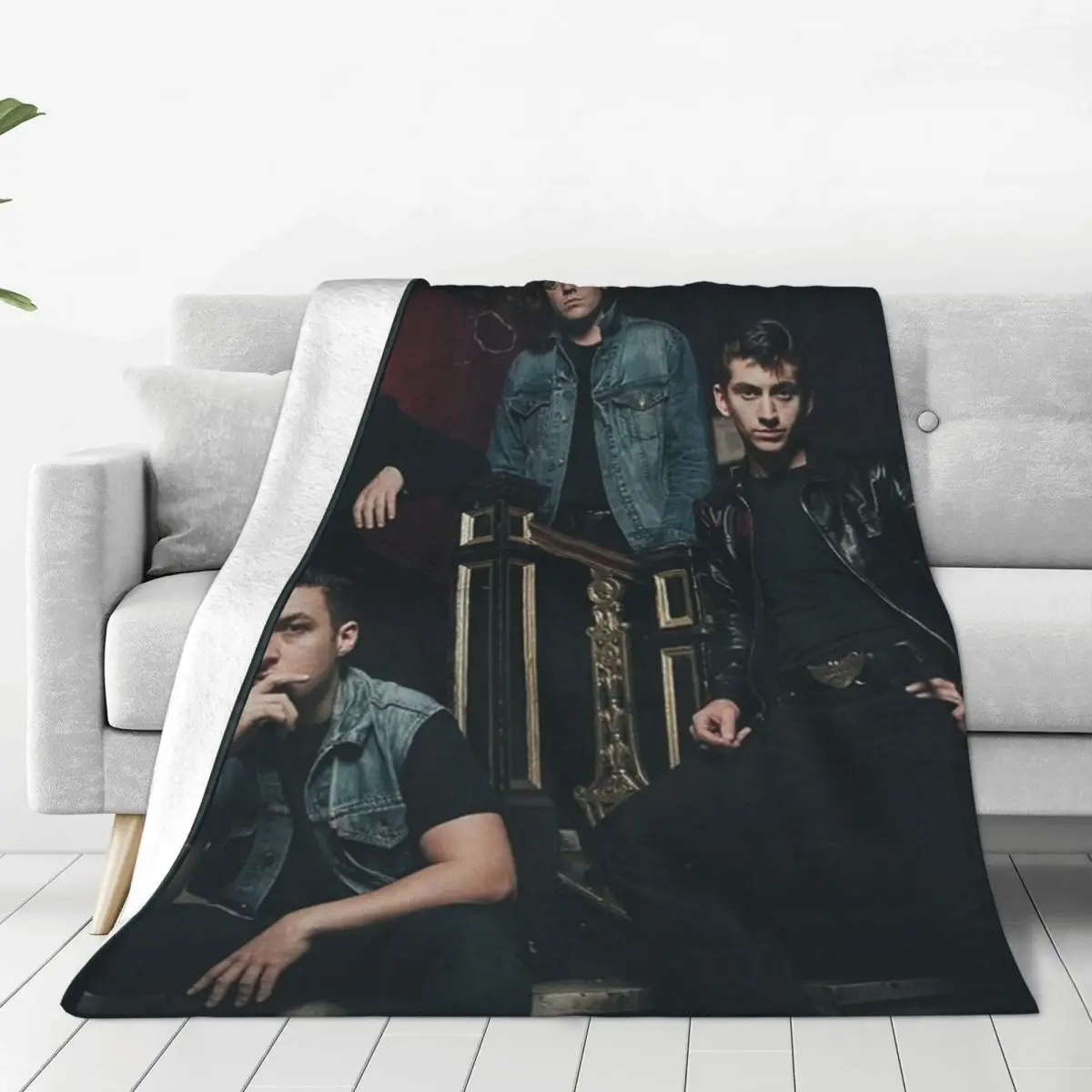 

Arctic Monkeys Band Flannel Blanket British Rock Music Album Warm Soft Throw Blanket for Bedroom Cute Bedspread Sofa Bed Cover