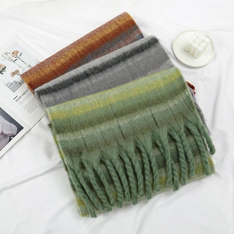

2023 Soft Woolen Women Striped Scarves for Autumn Winter Warm Cashmere Long Shawls Fashion 3 Colors Tassels Thick Neckerchief