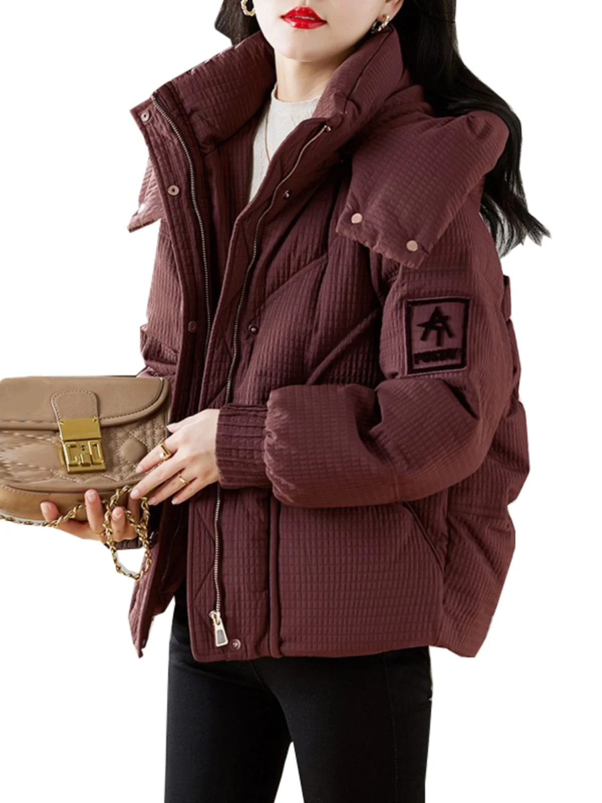 Short Down jacket Women Winter 2024 New Small High end Western Sle Fashion Thick Warm White Duck Down Outerwear