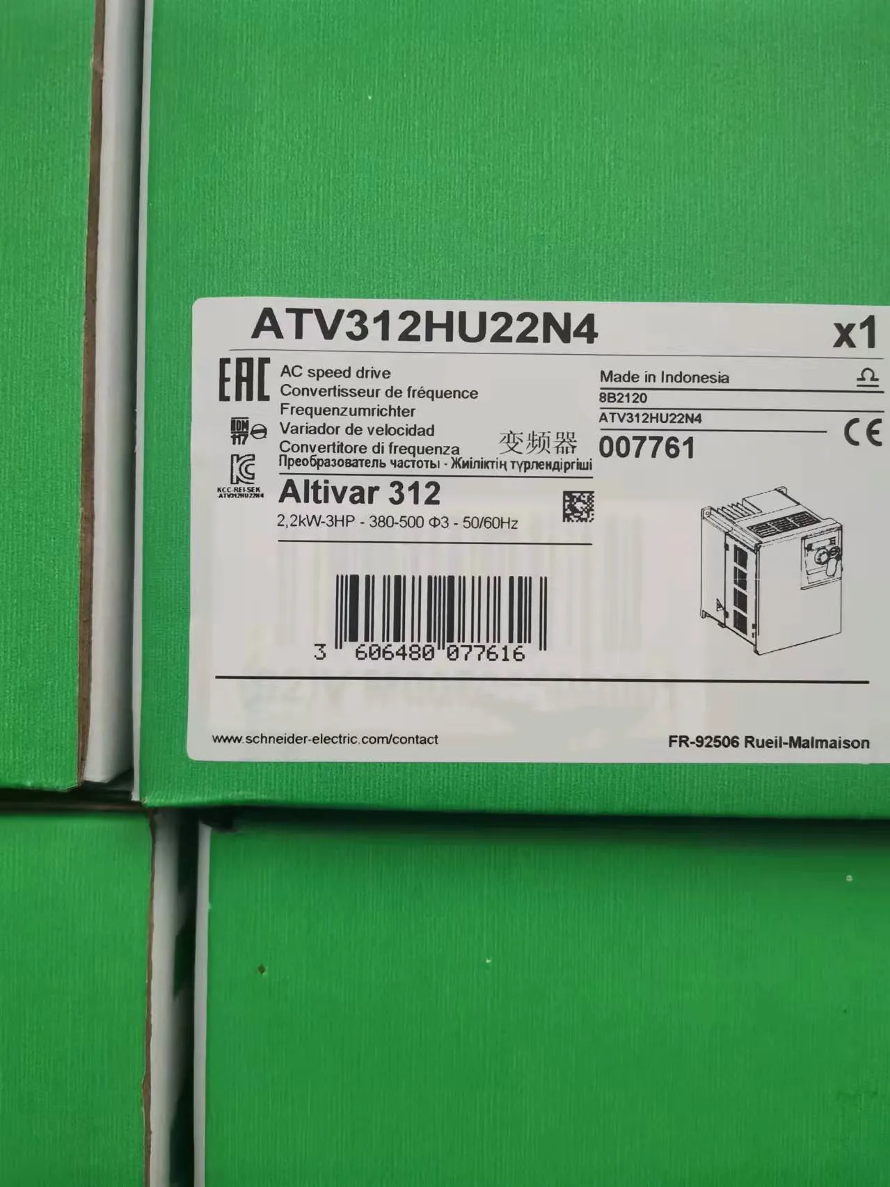 

Новый оригинальный инвертор ATV312HU22N4