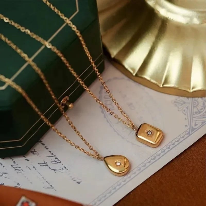 Классическое ожерелье с подвеской в виде капли воды и октаграммой для женщин