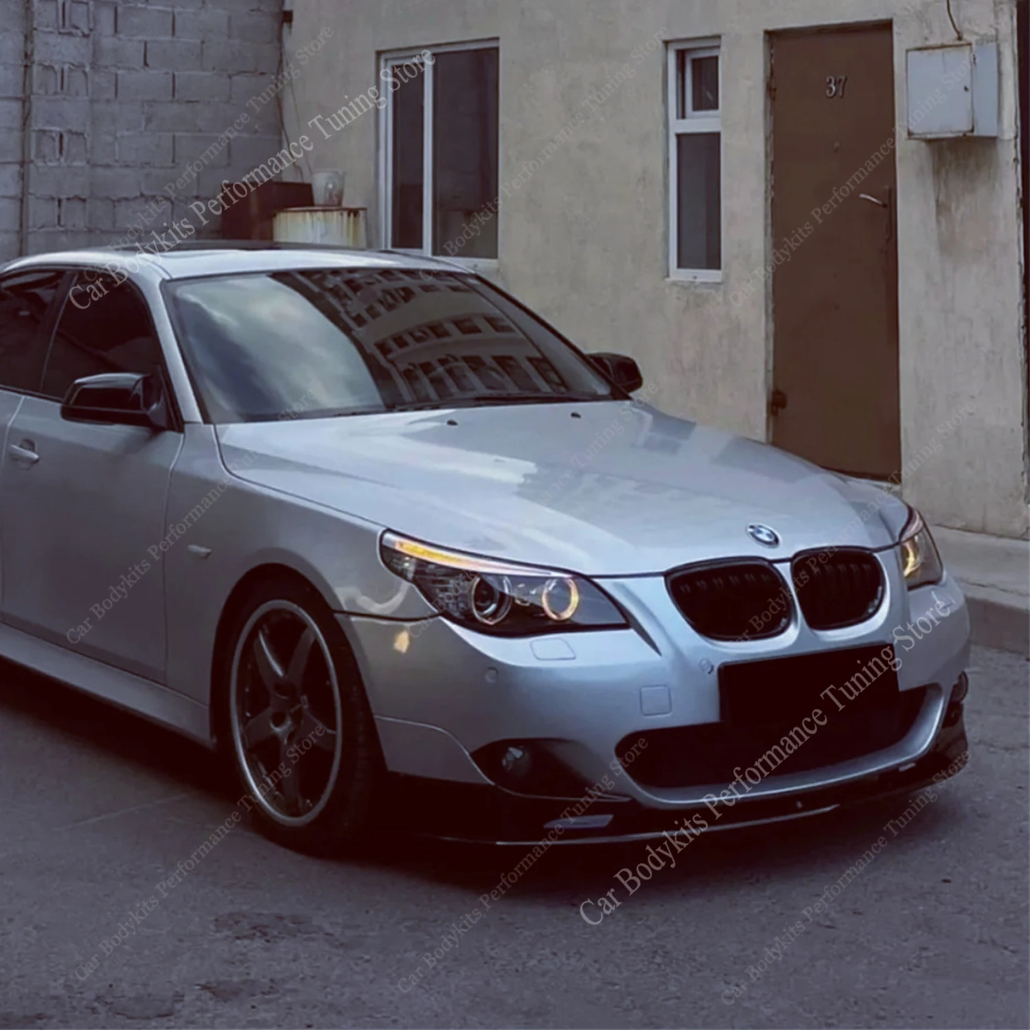 Фото Спойлер-сплиттер для переднего бампера MP Style, 4 шт., ABS, для BMW E60 E61 5 серии M Sport 2004-2009, тюнинг кузова. №3
