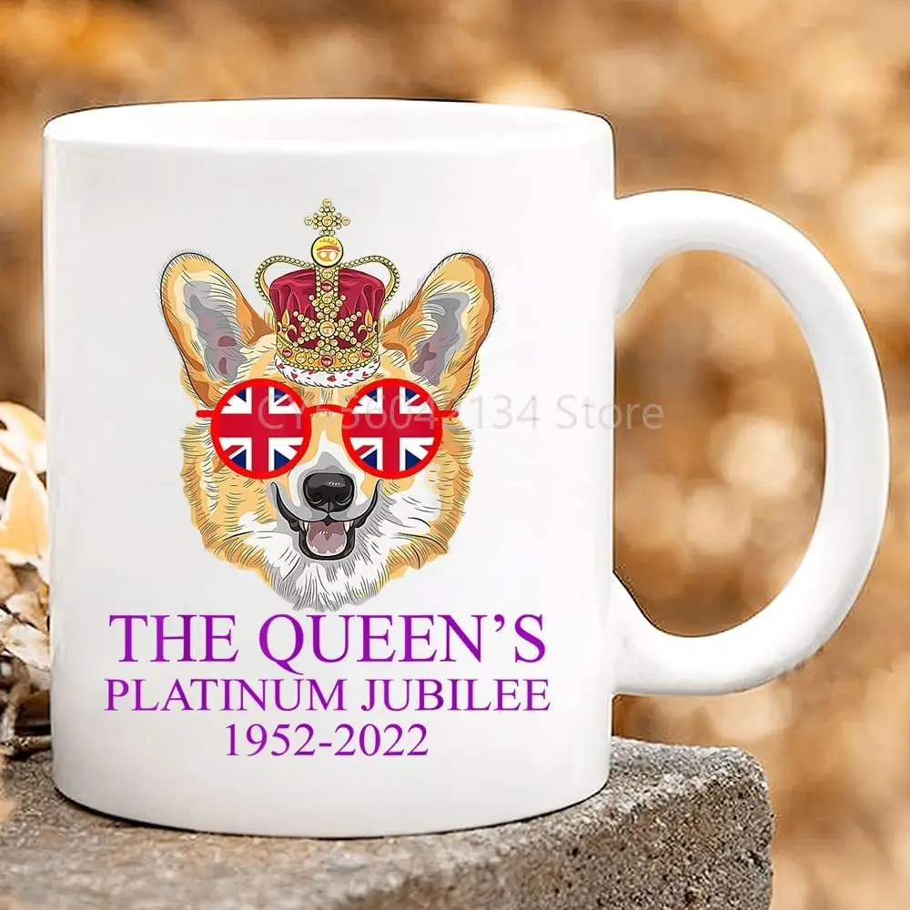 

The Queen's Platinum Jubilee 1952-2022 Ceramic Mug Funny Corgi Dog With Crown Elizabeth Ii Mug Celebration 70 Years Queen