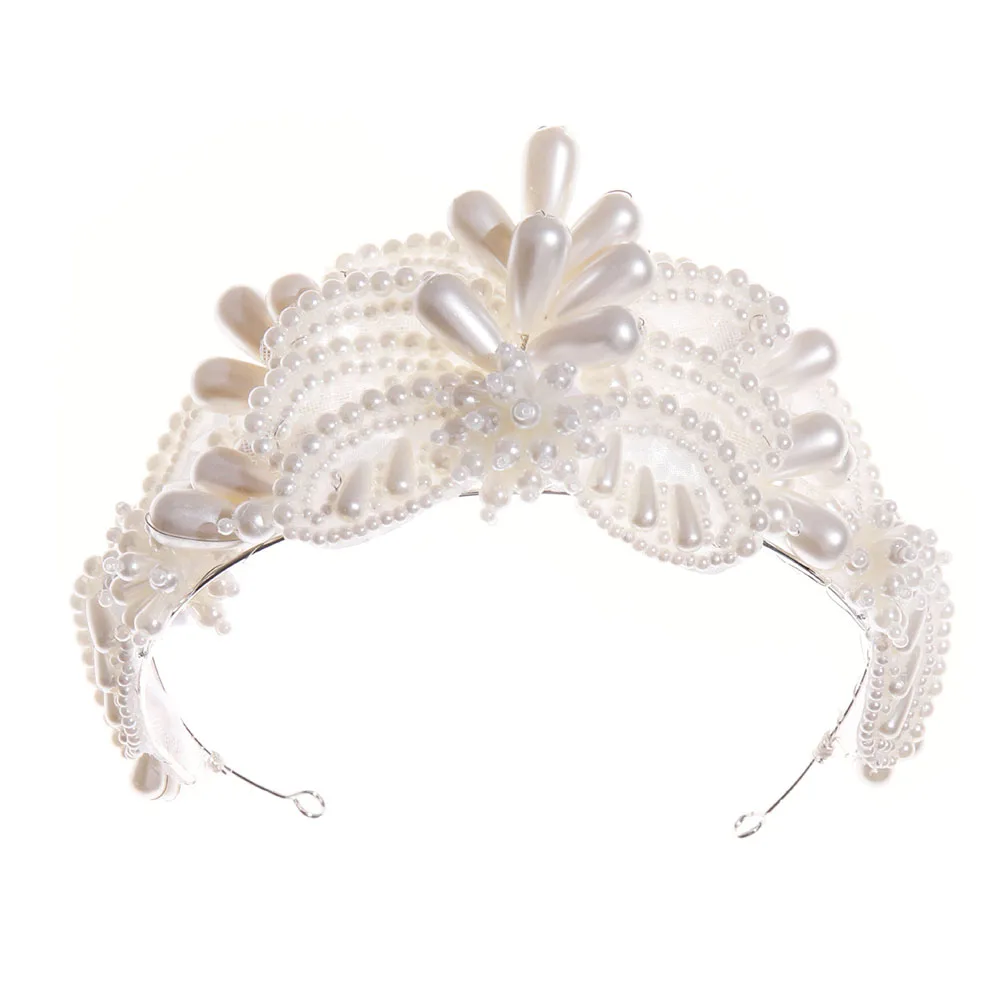 

Повязка для волос ручной работы с инкрустированным жемчугом и челкой