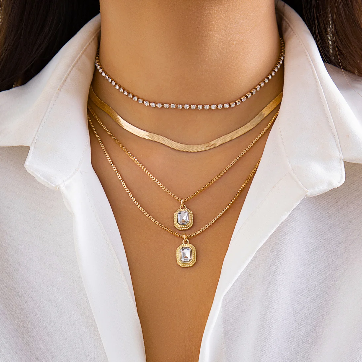 

Vintage Multi Layered Chain Luxury Metal Gold Snake Choker Square Glass Pendant Necklaces For Women Girl Fashion Jewelry Gift