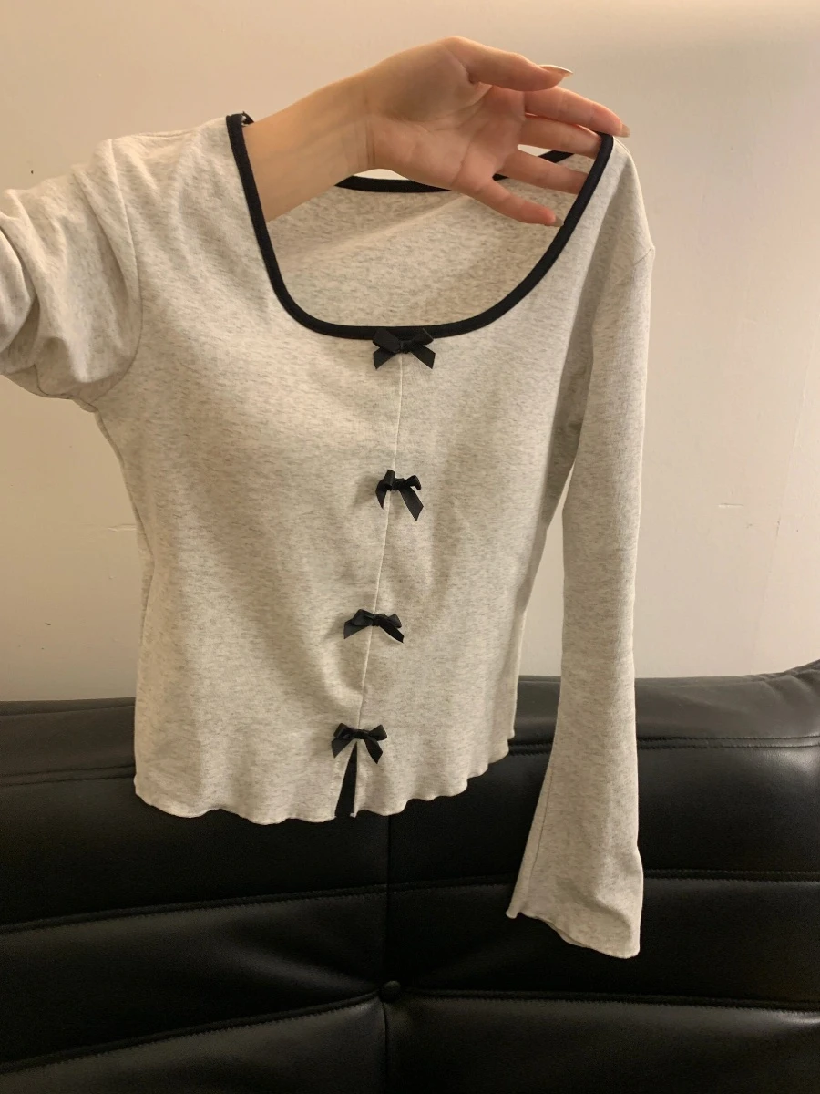 Женская рубашка с длинным рукавом облегающая короткая нагрудными подкладками