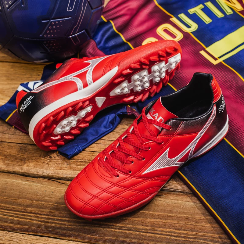 Men's Professional Soccer Shoes Children's Outdoor Training Futsal Indoor Soccer Shoes TF Non-Slip Sports Soccer Sizes 32-45