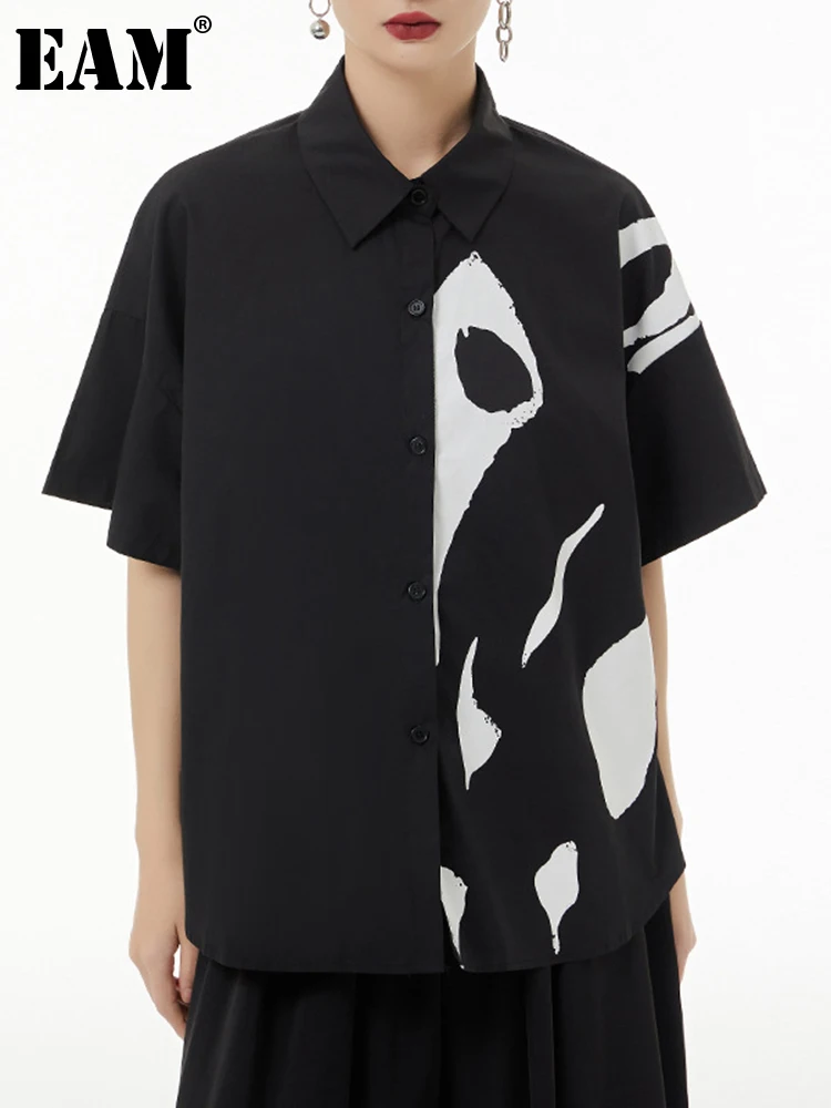 

[EAM] Women Black Printed Color-block Big Size Blouse New Lapel Short Sleeve Loose Fit Shirt Fashion Spring Summer 2023 1DF7622