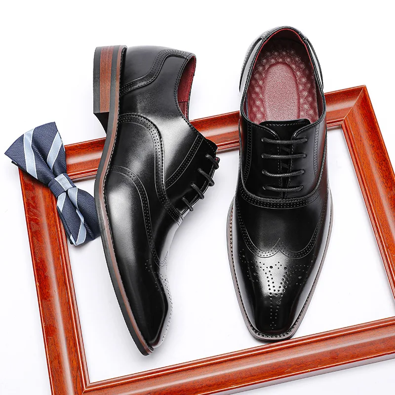 

Men Genuine Leather British Vintage Carving Wingtips Brogues Shoes Slip on Flats Men Dress Shoes Italian Shoes for Men Luxury