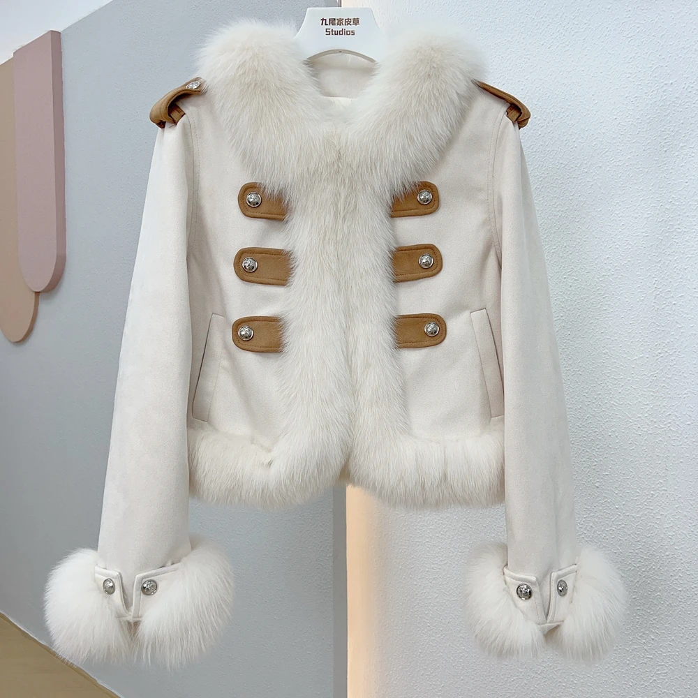 

Женский пуховик с воротником из натурального Лисьего меха