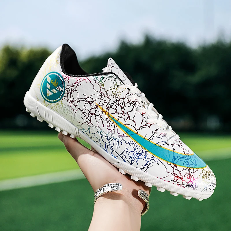 Professional Men Kids Indoor Soccer Shoes TF/AG Futsal Football Boots Men Boys Turf Soccer Cleats Training Sport Sneakers Women