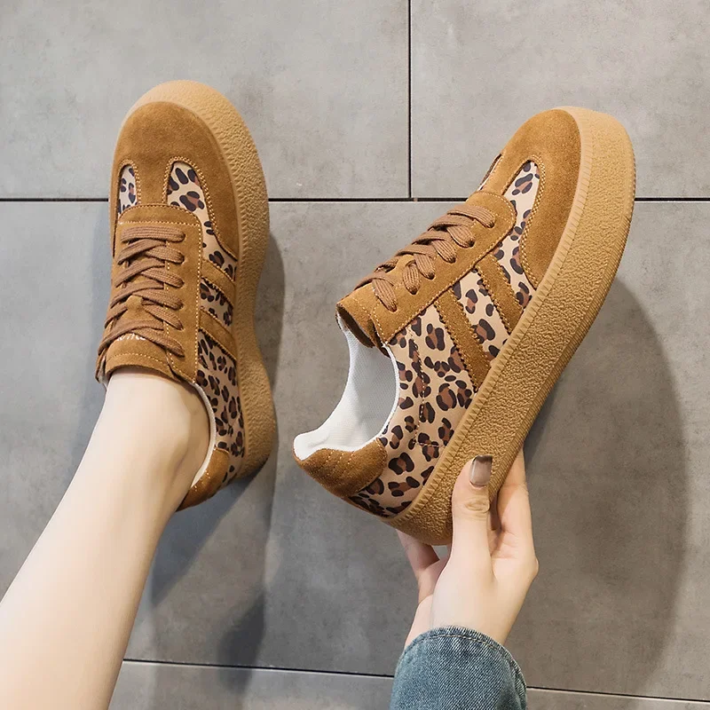 CLAIAMI женские тренировочные туфли из коровьей замши леопардовая кожаная обувь для