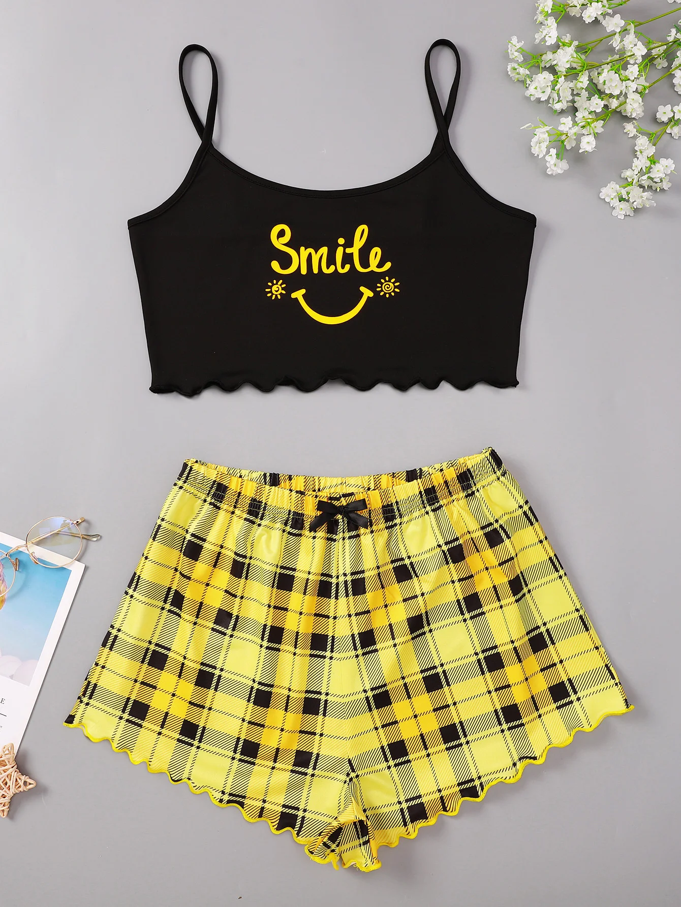 

New Style Lady’s Summer Cartoon Smile Print Camisole With Yellow Grid Silk Shorts Pajama Set Home Wear Sleepwear Underwear