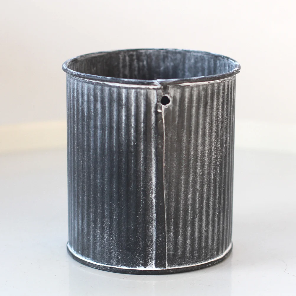 

Vintage Plants Pot Balcony Iron Planter Retro Flowerpot Metal Pail Small Flower Bucket for Balcony Home Flower