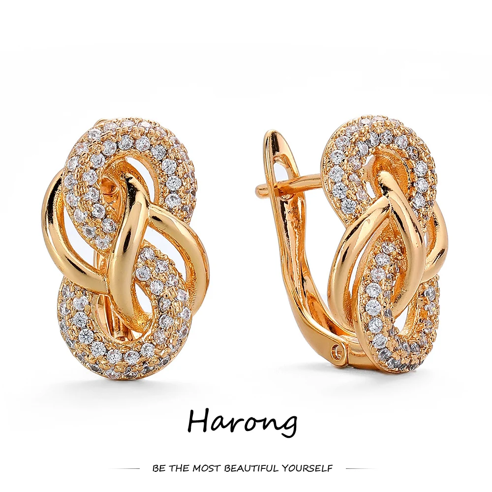 

Harong Luxury Copper Earrings Inlaid Crystal Sparkling Number 8 Shape Gold Color Stud Earrings Jewelry for Women Wedding Party