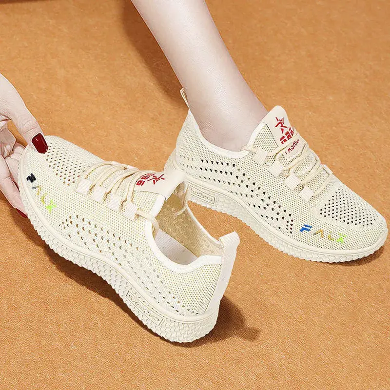 

New Summer Breathable Hollow Fashion Casual Sneakers Versatile Trendy Mesh Running Shoes sneakers