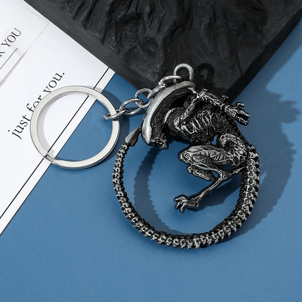 Брелок для ключей Alien Predator AVP мужской аксессуар в подарок с рисунком