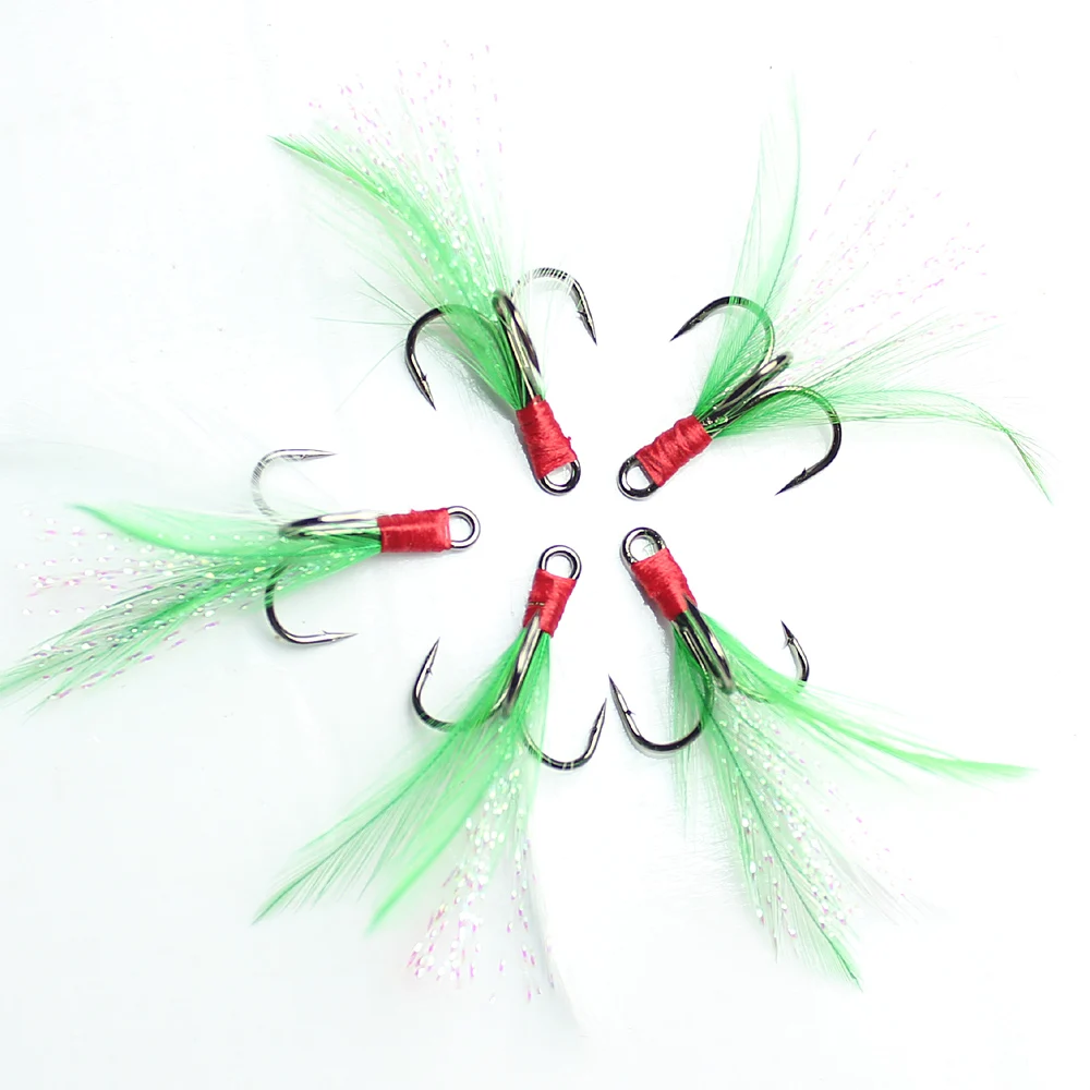 

Treble 5pcs Black Fishing Hooks with Multicolor Feather Fly Fishing Tackle High Carbon Steel Barbed Sharp Pesca Accessary