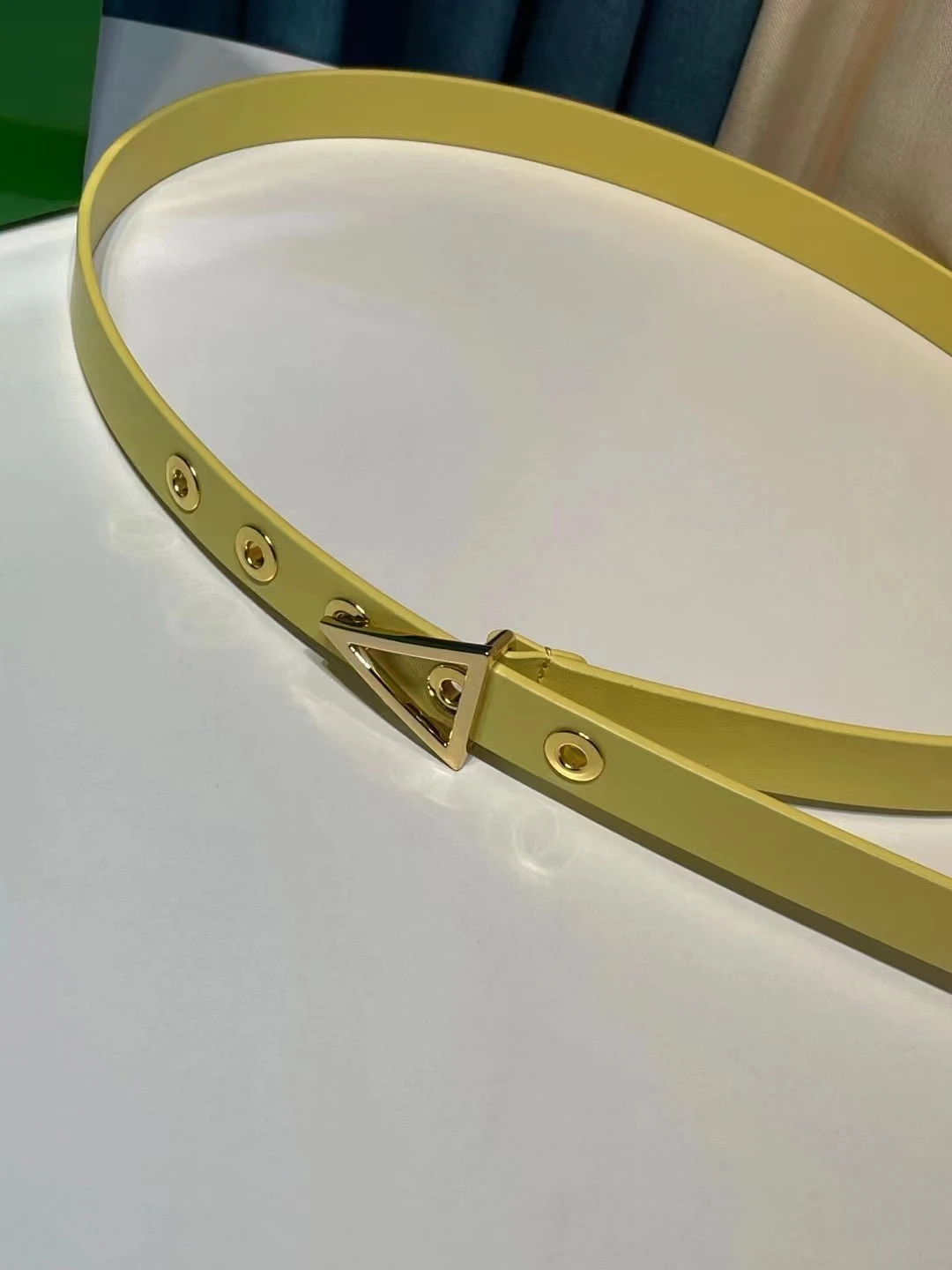 

Triangle Vintage Buckle Soft Calfskin Belt 2022 New