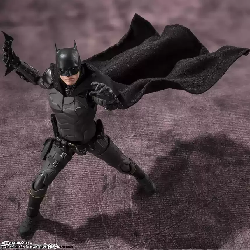 Фото В наличии: Коллекционная фигурка Bandai S.H.Figuarts The Batman 2022 Роберт Паттинсон, лимитированная серия TNT №5
