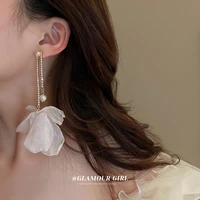 2022 korean new temperament fashion long earrings wild personality flowers tassel asymmetric earrings wholesale pretty gifts