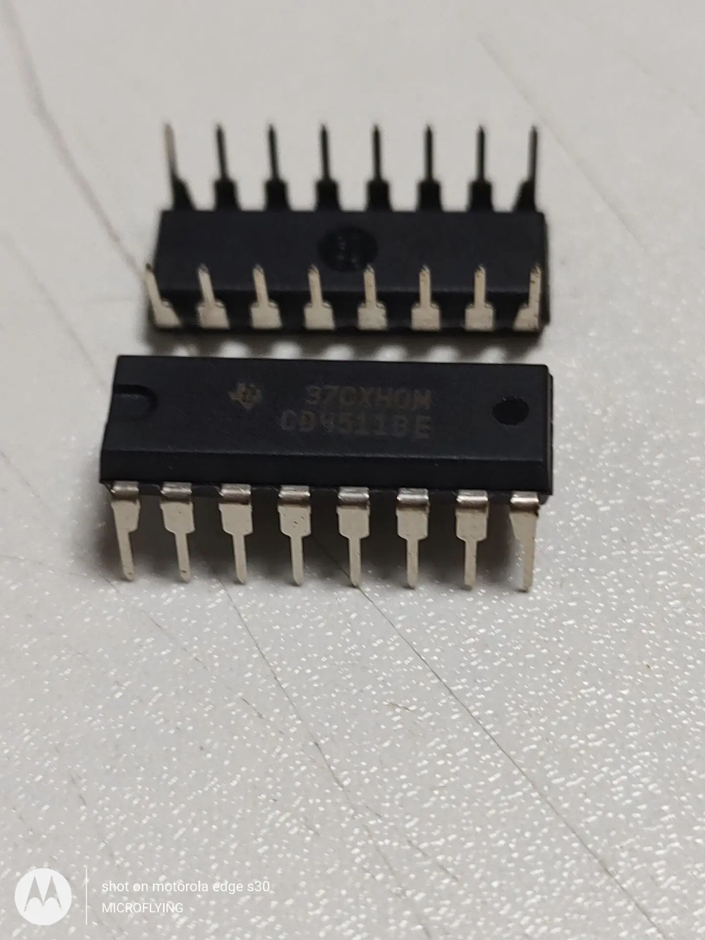

CD4511BE 4511BE IC DRVR 7-сегментный 16DIP LH3 новый оригинальный запас