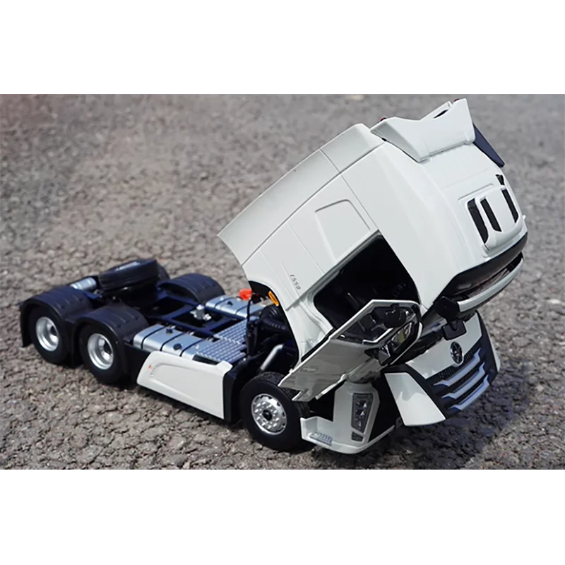 Литой тяжелый грузовик DaYun V9 в масштабе 1:24