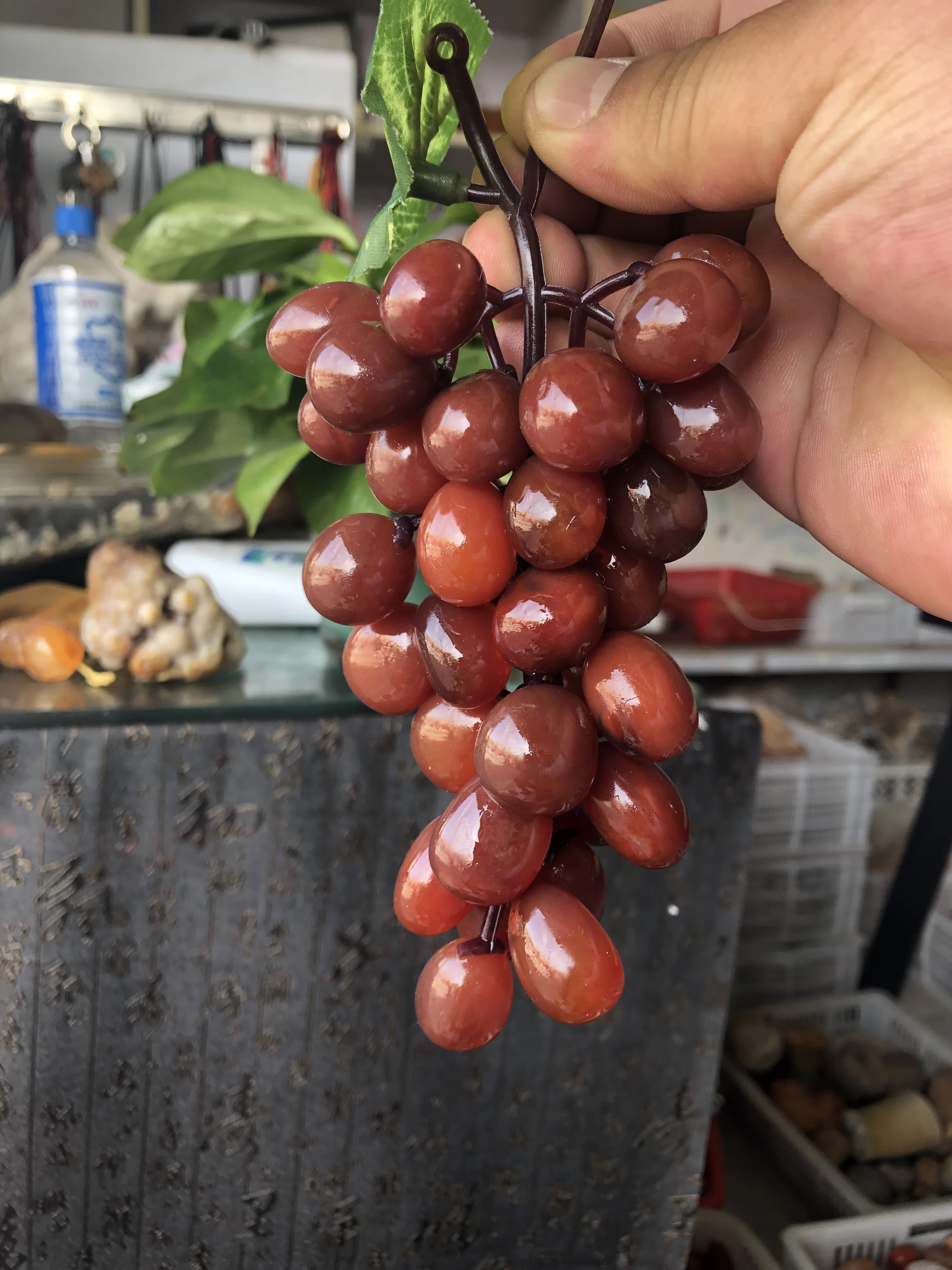 1Pcs Making Jewelry Of God Has Charms Nature Crystal Raw Stone Pure Handmade Natural Red Agate White Crystal Grape
