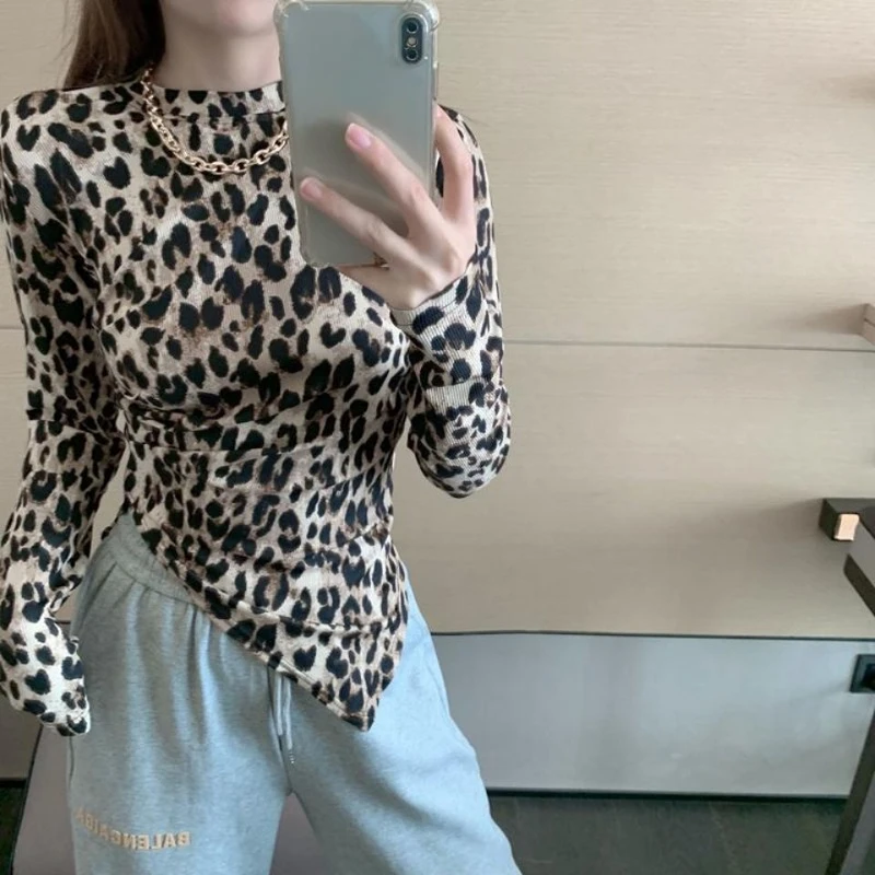 

Vintage Leopard Print Tees Long Sleeve Irregular Length Split Women Tshirts Slim O Neck Camisetas Bottoming Streetwear Chic