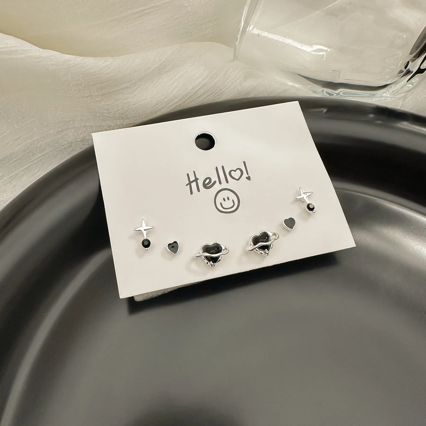 Комплект женских серег-гвоздиков с серебряным покрытием и жемчугом