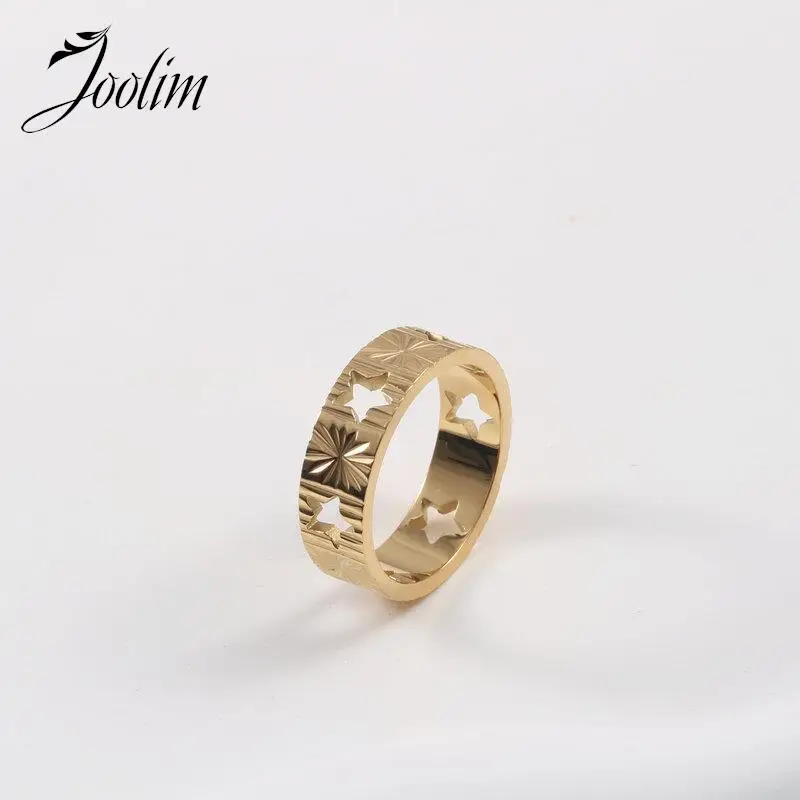 

Joolim High End Gold Finish 18K Pvd Plated No Fade Fashion Hollow Pentagram Pattern Rings Stainless Steel Jewelry Wholesale