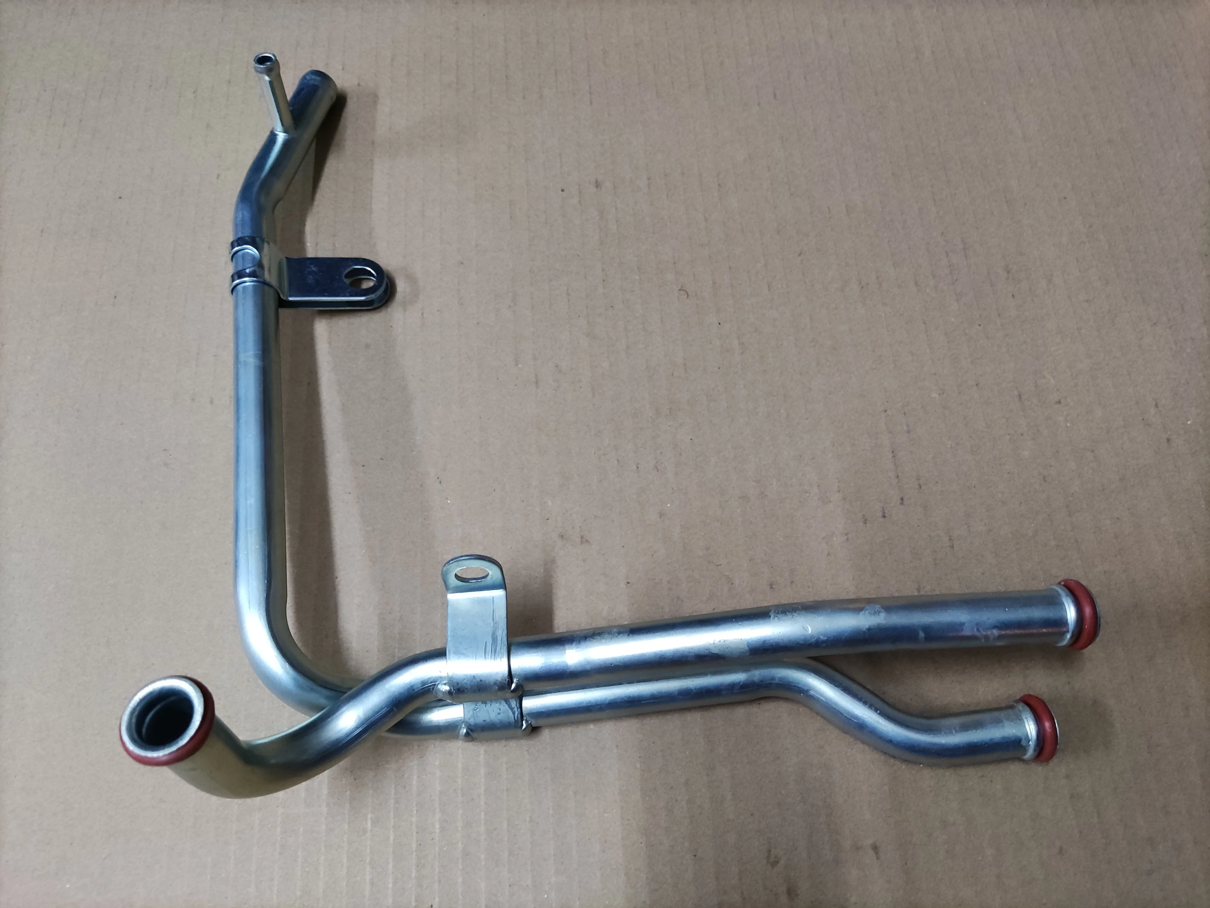 Двигатель 4G64 с двойной железной трубой MD 314538 314540