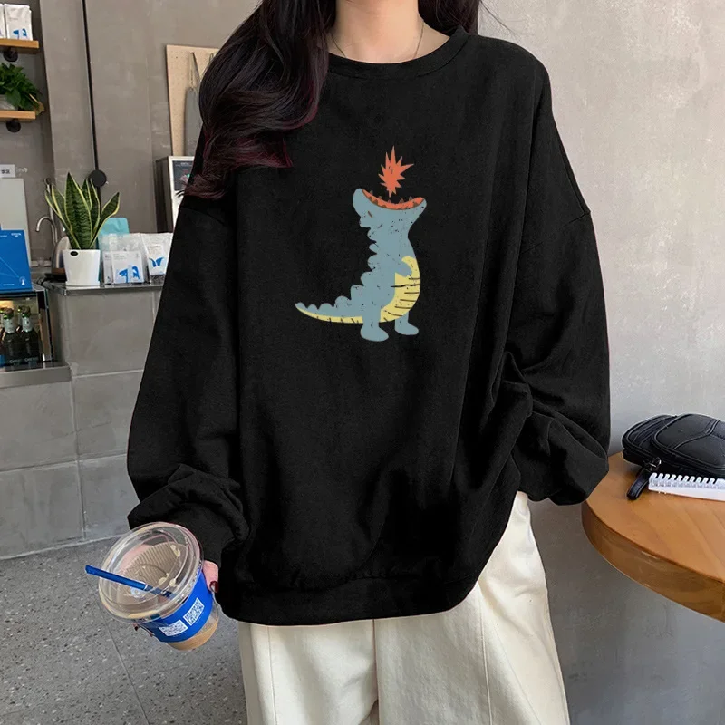 Рисунок 2 - Женский свитшот с мультяшным принтом в стиле Харадзюку