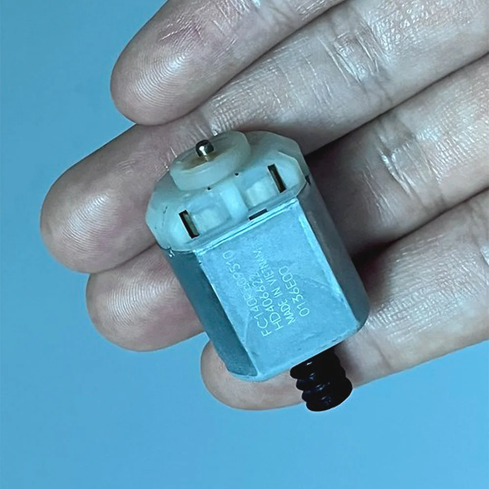 

For Benz R-Class R320 R350 2007-2009 R500 2006-2007 R63 2007 FC140RE09510 Genuine Wing Mirror LH Right Adjustment Motor Assembly