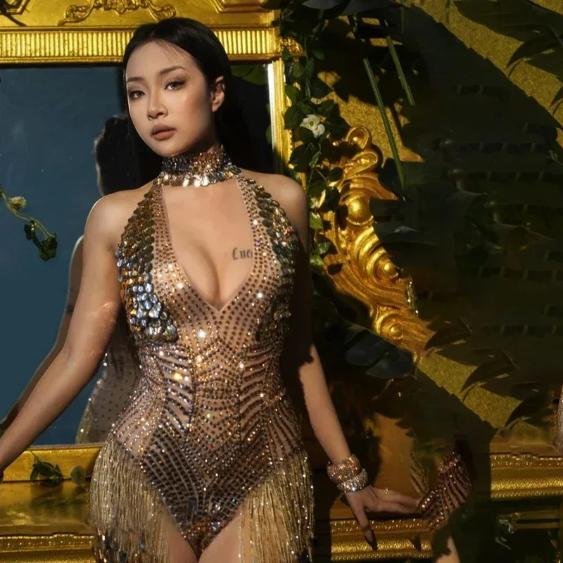 Полностью золотистое боди сексуальная одежда с бахромой большими камнями