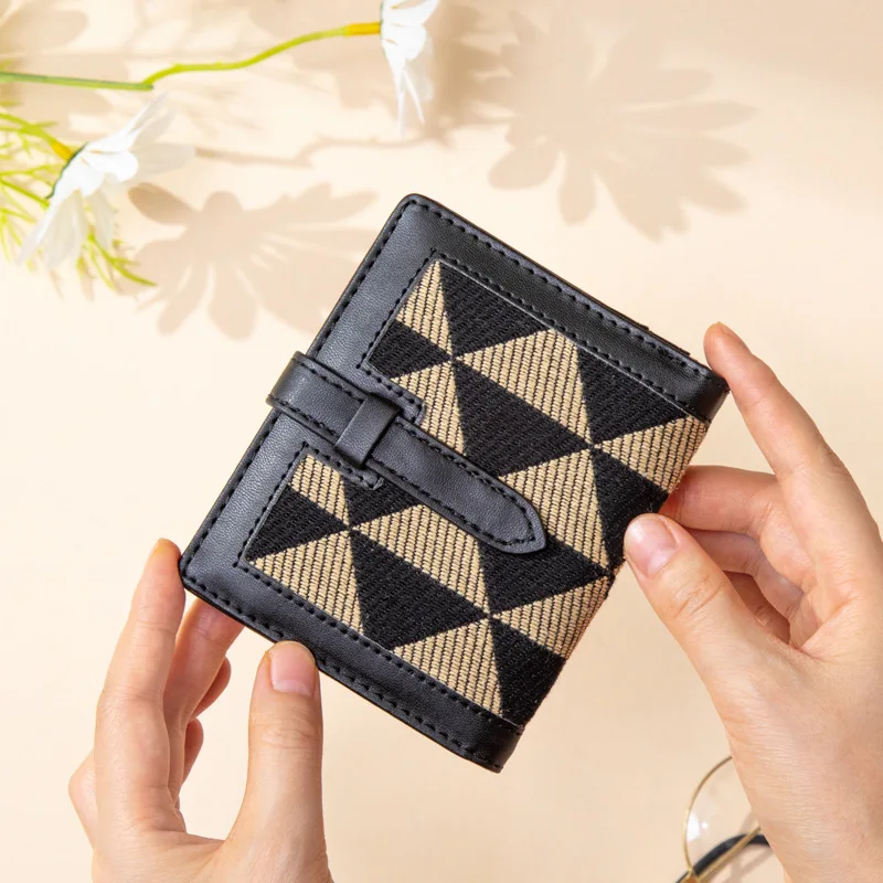 

Wallet Female 2023 New Light and Thin Network Popular Fashion Wallet Multi Card High Beauty Grid Wallet