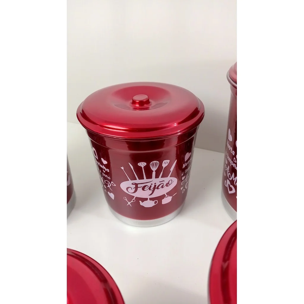 Набор кухонной посуды из 5 предметов с красным лаком |